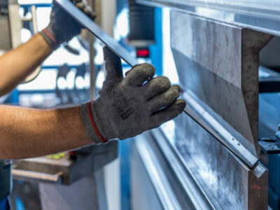 NR 12 / Segurança no Trabalho em Máquinas e Equipamentos